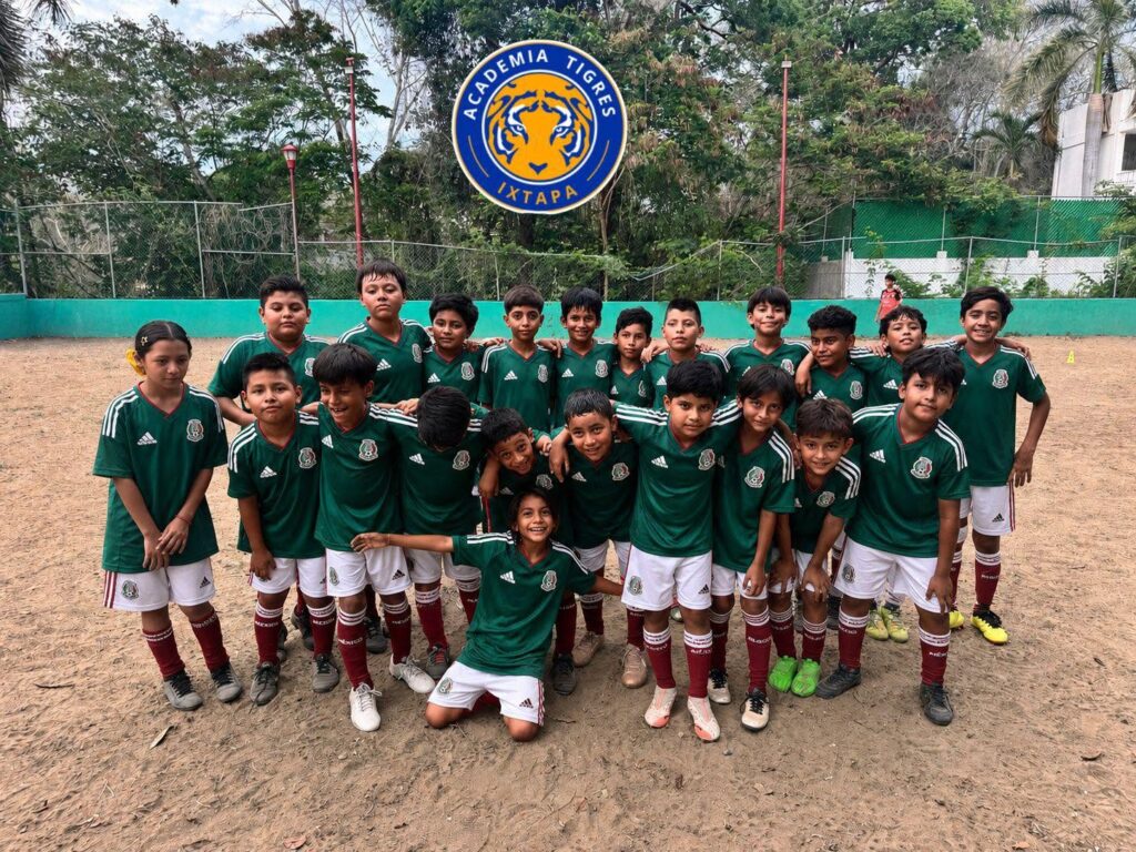 🐯🇲🇽 En Academia Tigres Ixtapa apoyamos con orgullo a nuestra Selección Mexicana